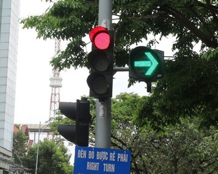 đèn đỏ được rẽ phải